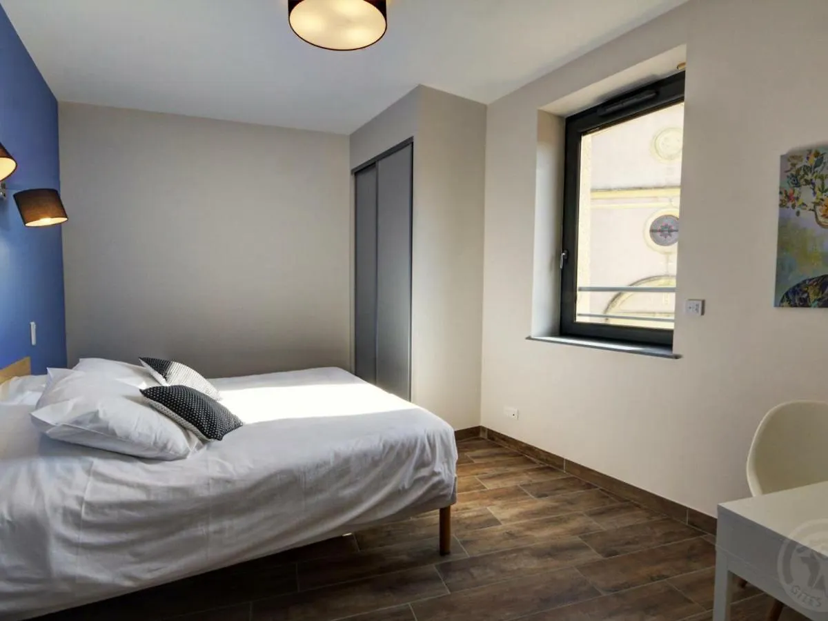 Gite Lumineux Avec Jardin, Jacuzzi, Et Equipements Modernes, Ideal Pour Sejours En Famille Ou Entre Amis - Fr-1-496-234 Montchal 0*,
